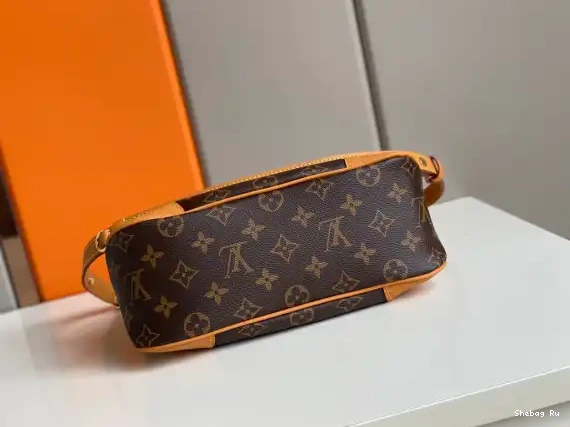 ODEON VUITTON LOUIS 0616